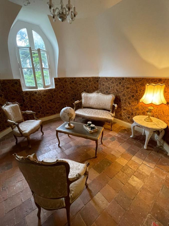 Le Chateau De Leugny Oiron 외부 사진